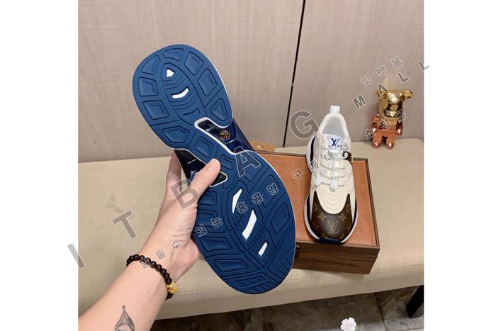 ���̺���  ����  ����Ŀ�� MYB8526   2�÷�
