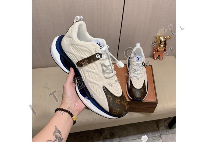 ���̺���  ����  ����Ŀ�� MYB8526   2�÷�