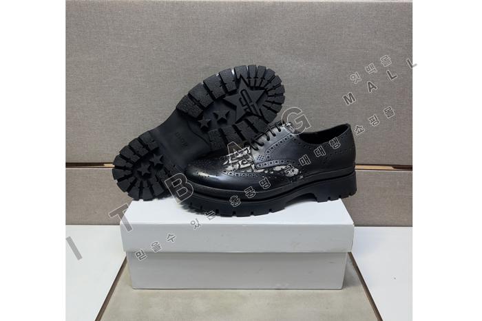 ��� ���� ����  MYB8533