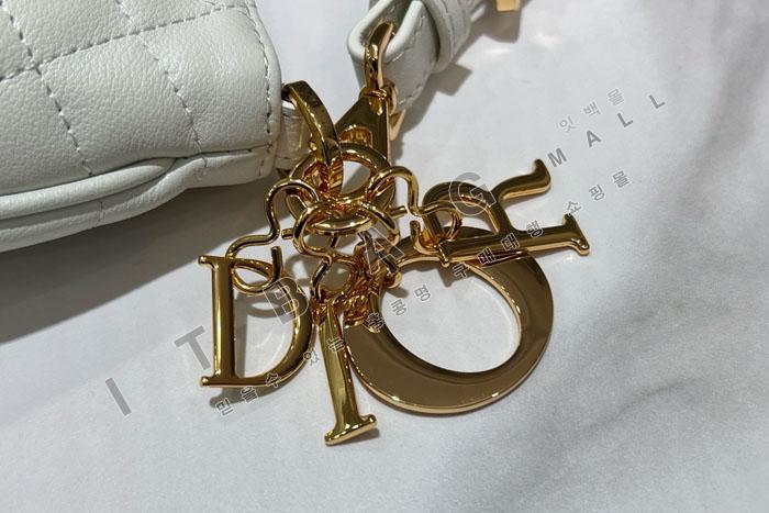 ��� miss caro �ڵ��  DR9114-1   24/�Ż�