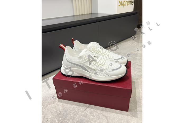 �߸� ���� ����Ŀ��  MYB3948   2�÷�