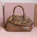 �̿�̿� �ƹ�ٸ� ���� ���� ���� ž �ڵ��  5BB169-1    24/�Ż�