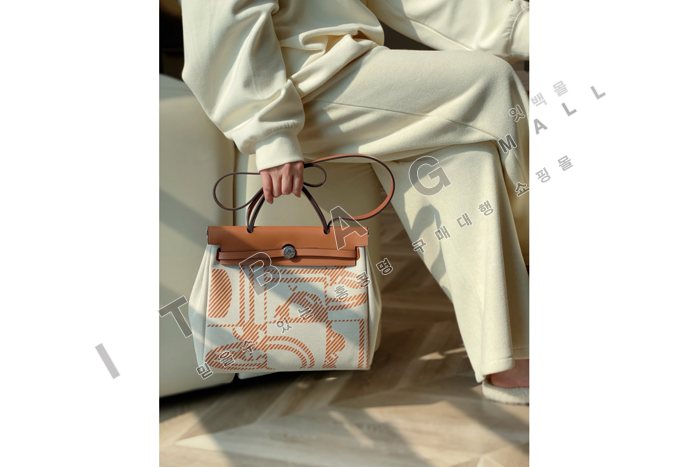 �����޽� Herbag Zip 31 ��  H5231