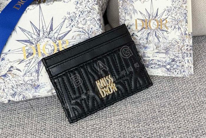 ��� Miss  Freesia ī�� ����  A82379-1   24/�Ż�