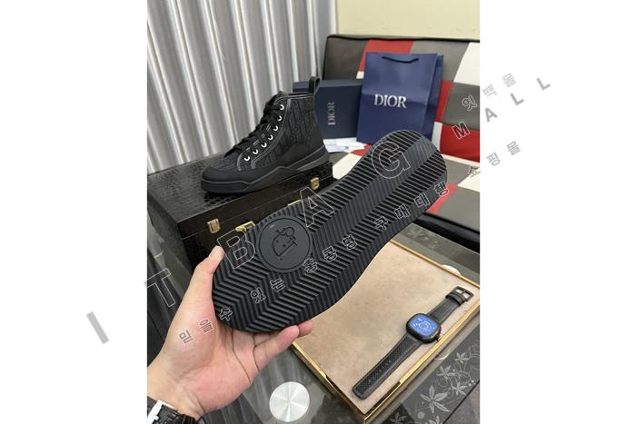 ���  ���� ����ž  MYB6603