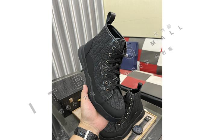 ���  ���� ����ž  MYB6603