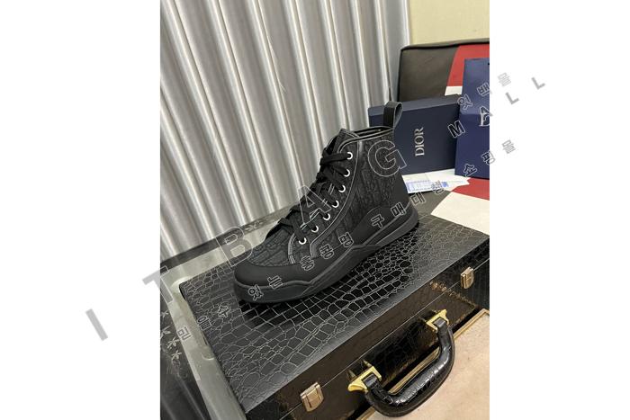 ���  ���� ����ž  MYB6603