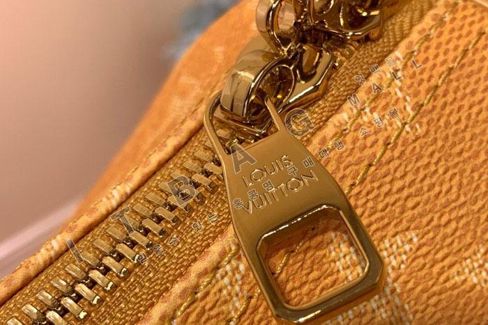���̺��� Ű�� �ݵѸ��� 45   M12880   24/�Ż�