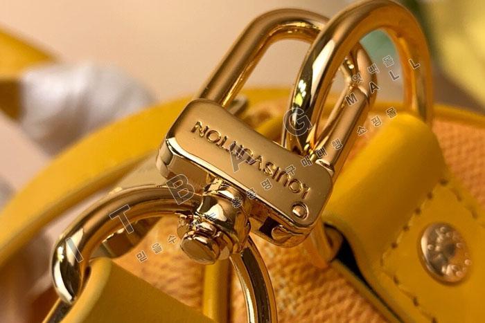 ���̺��� Ű�� �ݵѸ��� 25   M12684   24/�Ż�