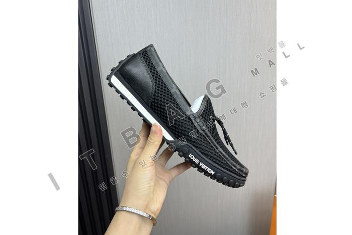 ���̺��� ���̼� ��ī�� YF8132-1