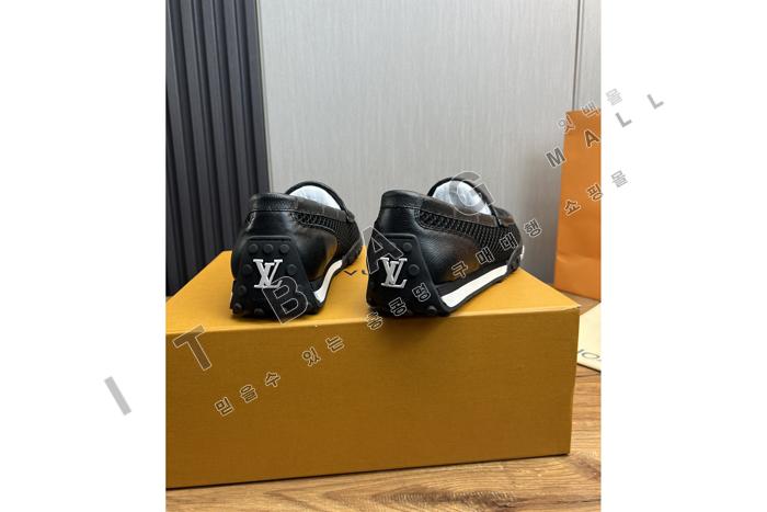 ���̺��� ���̼� ��ī�� YF8132-1