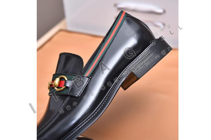 ���� Ȧ���� ���� ����  MYB8137