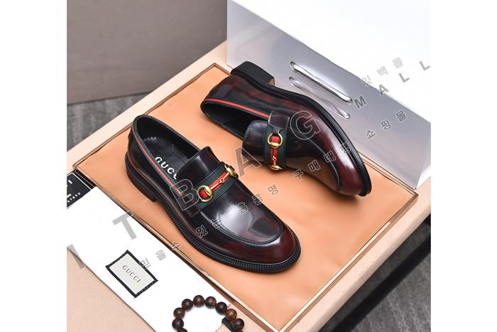����  Ȧ���� ���� ���� MYB8138