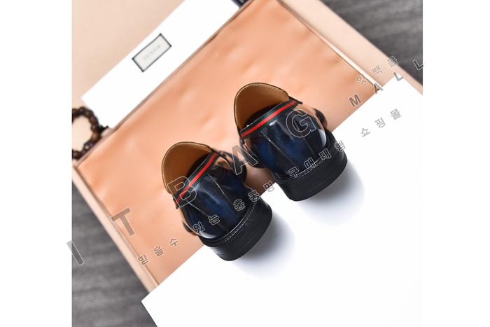 ����   ���� ���� MYB8140