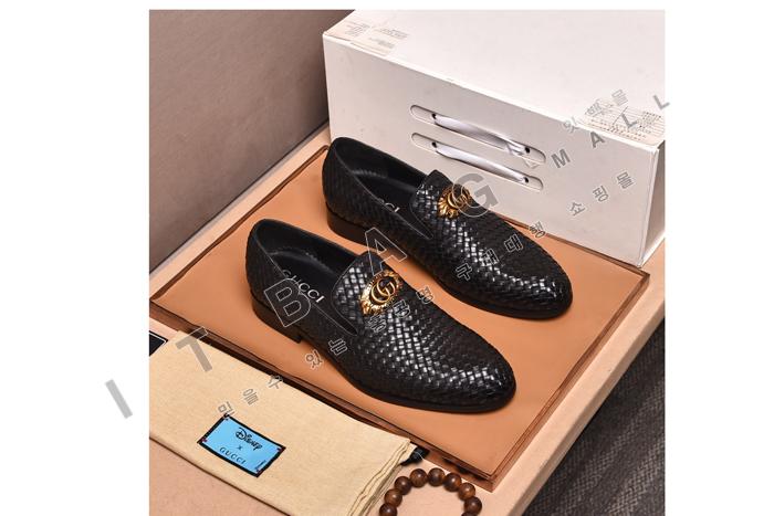 ����   ���� ����   MYB8142