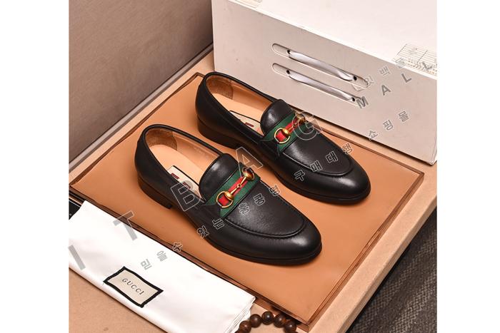 ����  Ȧ���� ���� ���� MYB8143   2�÷�