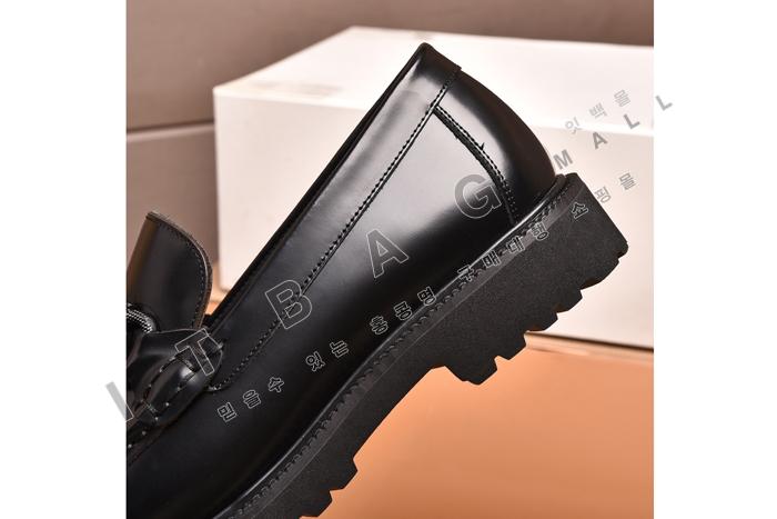 �䷹����   Ȧ���� ���� ���� MYB8145