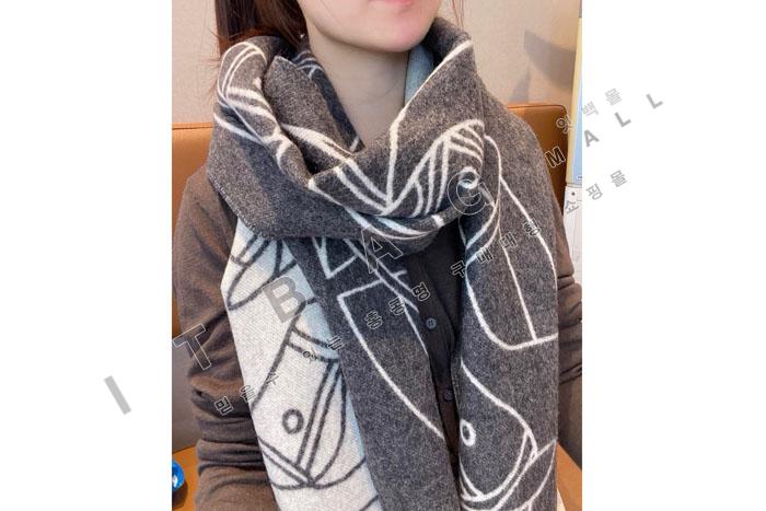 �����޽� ��ī�� ĳ�ù̾�  YUE2058-2