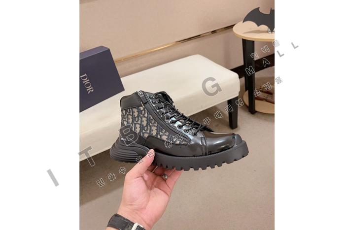 ��� Combat ��Ŭ ���� MYB5642