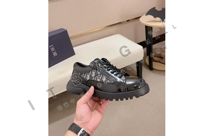 ��� Combat ���� ���� MYB5643