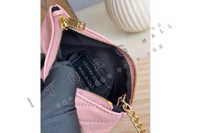 �Ի��ζ� ��Ʋ�� Ű�� ���� ī������ 438386-5