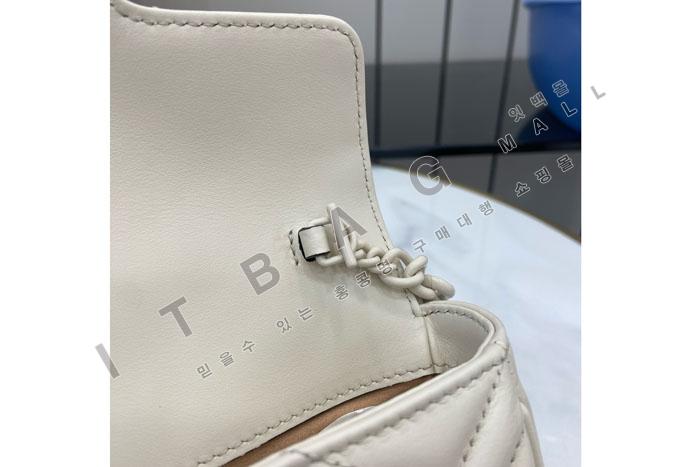 ���� GG ���� ��Ʈ��  699757-2   24/�Ż�