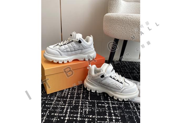 ��� ����Ŀ��  YF5261-1  ��  ��������