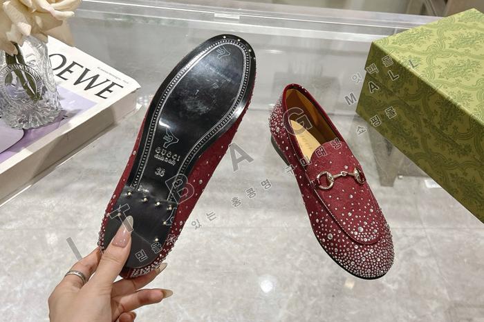 ���� ���� Ȧ���� ����  SH6811