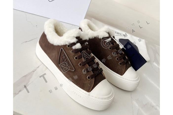 ����� ����  �ȭ  YF6815-1   2�÷�