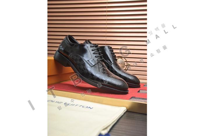 ���̺���  ���� ����  MYB5815