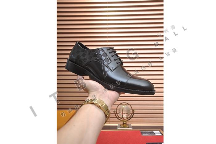 ���̺���  ���� ����  MYB5816