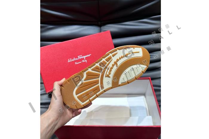 �䷹����  ���� ����Ŀ�� SP5823 ��