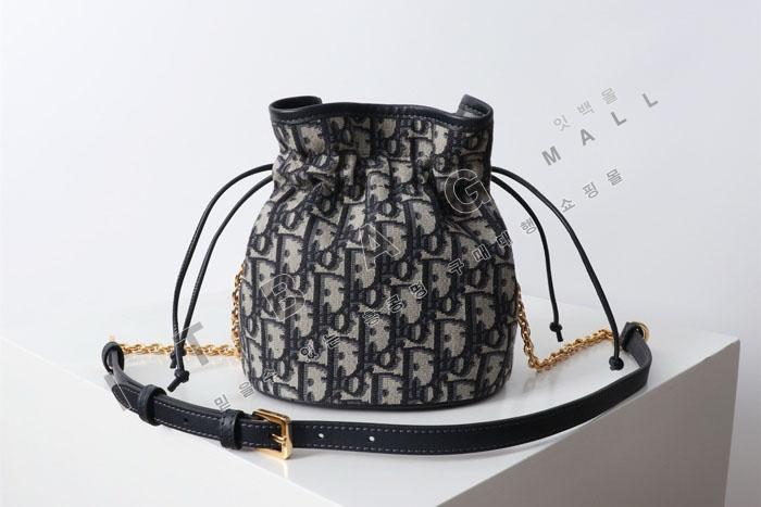 ��� 30 Montaigne ��ο콺Ʈ�� �̴� ��Ŷ��  DR9130   25/�Ż�