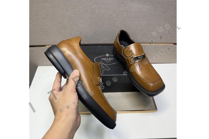 �����  ���� ����  MYB9165