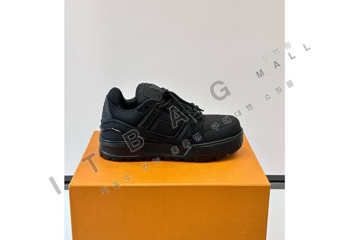 ���̺���  Ʈ���̳� �ƽ� ����Ŀ��  SP9179