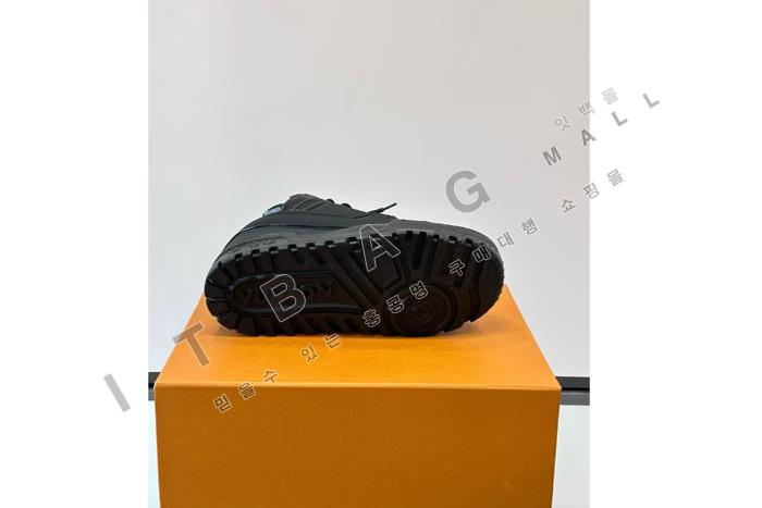 ���̺���  Ʈ���̳� �ƽ� ����Ŀ��  SP9179