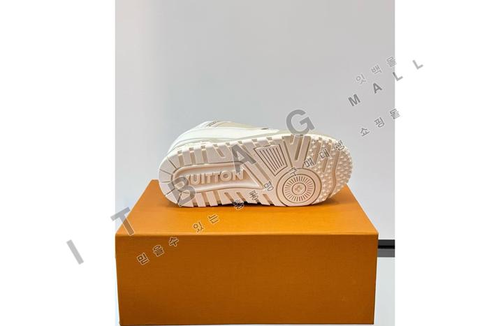 ���̺��� Ʈ���̳� �ƽ� ����Ŀ��  SP9179-1