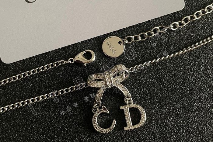 ��� �����   SY4913
