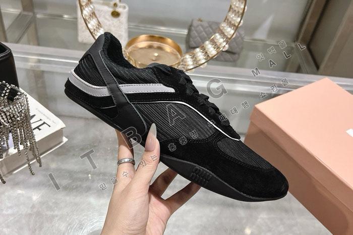�̿�̿� ����Ŀ��  YIBU1906     25/�Ż�   