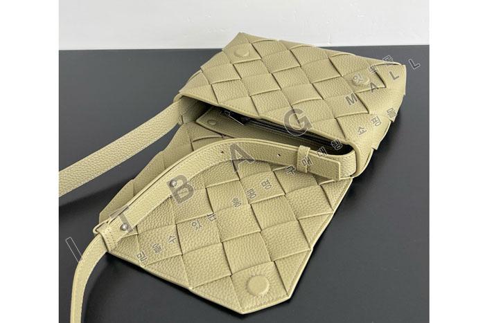 ���װ� ��ư�  ũ�ν���  SF795637-4   24/�Ż�