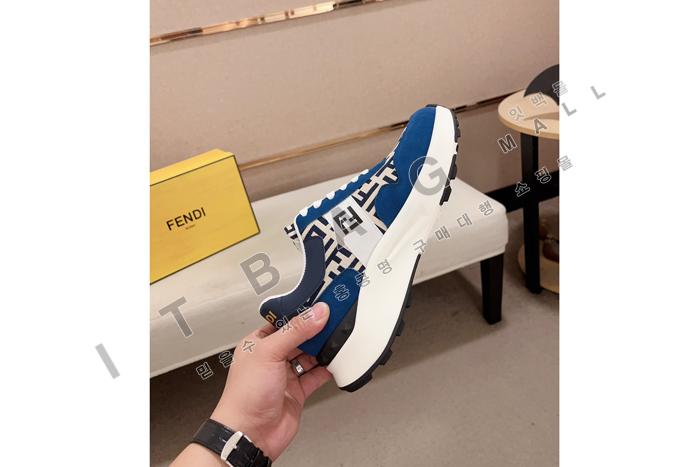 �ҵ�  ���� ����Ŀ��  MYB4935-1