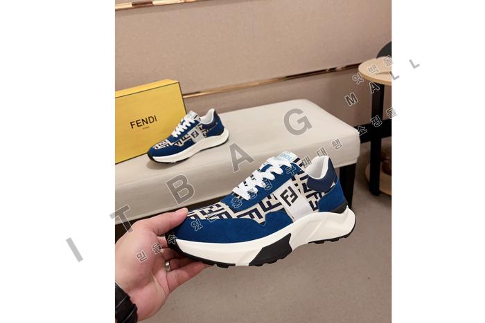 �ҵ�  ���� ����Ŀ��  MYB4935-1