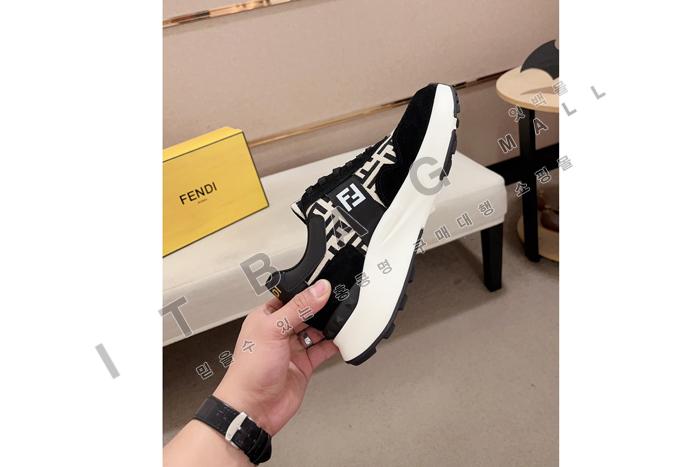 �ҵ�  ���� ����Ŀ��  MYB4935-3