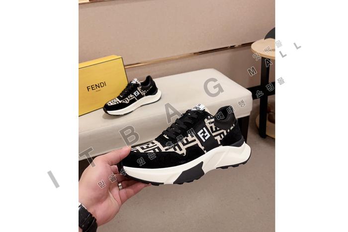 �ҵ�  ���� ����Ŀ��  MYB4935-3
