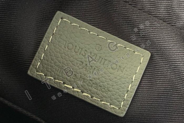 ���̺��� Ʈ���� �޽�����  M12490   24/�Ż�