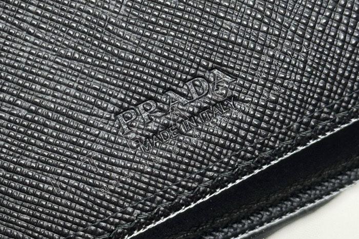 ����� �����Ϸ�  ����  2M0513-28