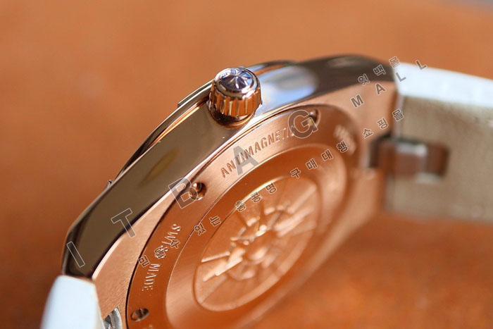�ٽ��� �ܽ�źƾ  Across the Seas Quartz  ����  HT60168-3