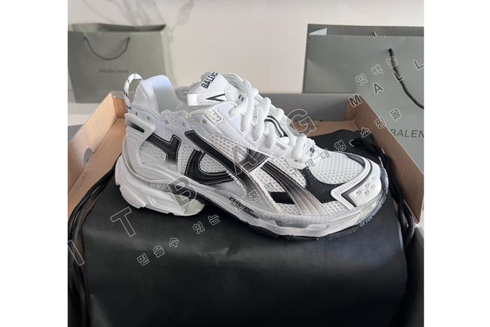 �߷��þư� ���� �׷����Ʈ ����Ŀ��  YF4650-8 ��  ��������