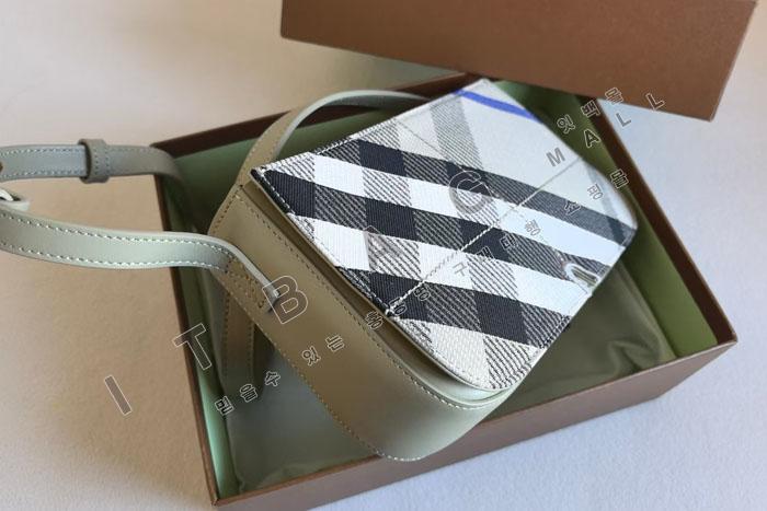 ������ ���� ũ�ν��ٵ� �� BU70039-1   24/�Ż�