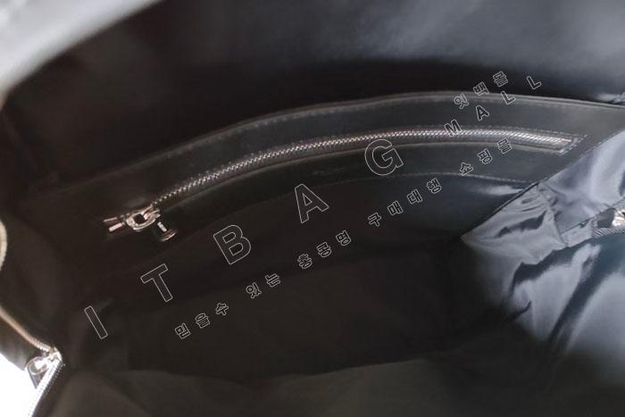 ������ ����  BU70041